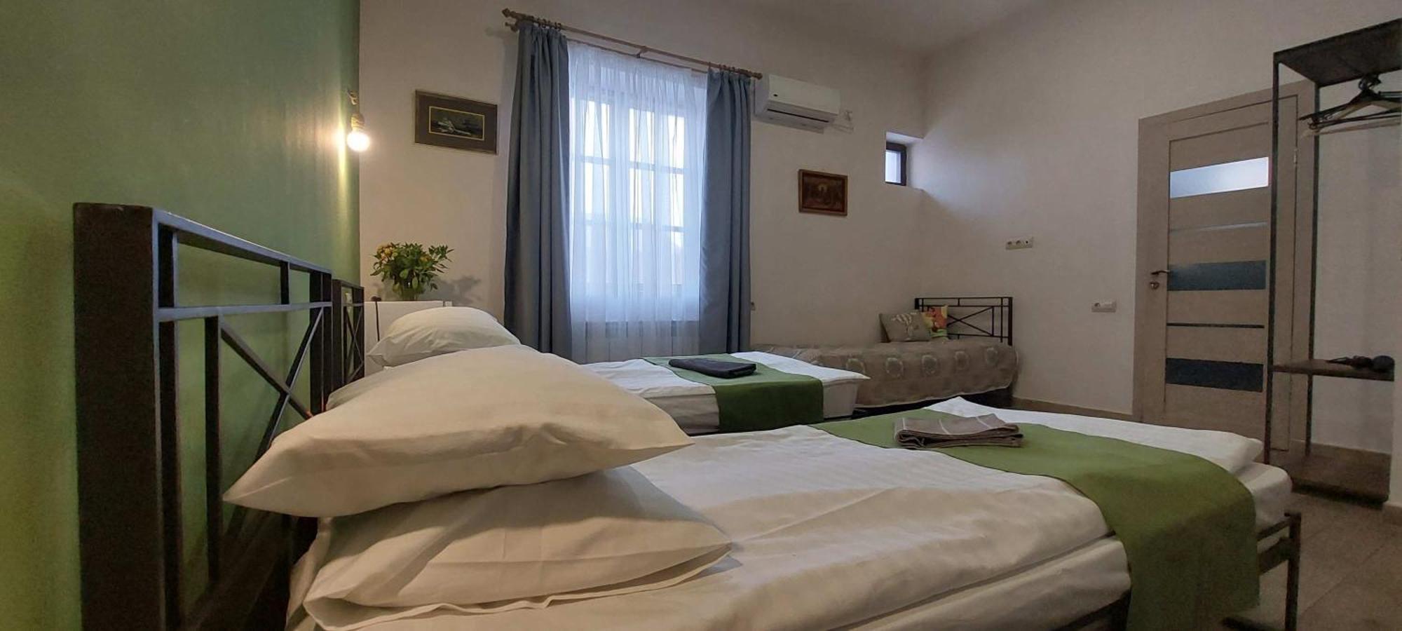 Blur Inn Gallery Ереван Экстерьер фото
