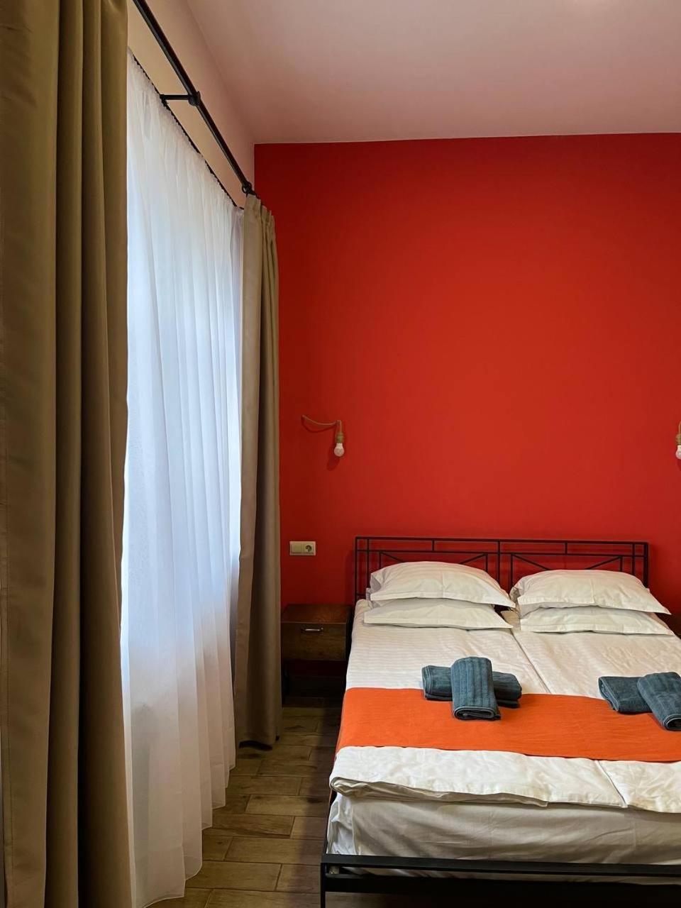 Blur Inn Gallery Ереван Экстерьер фото