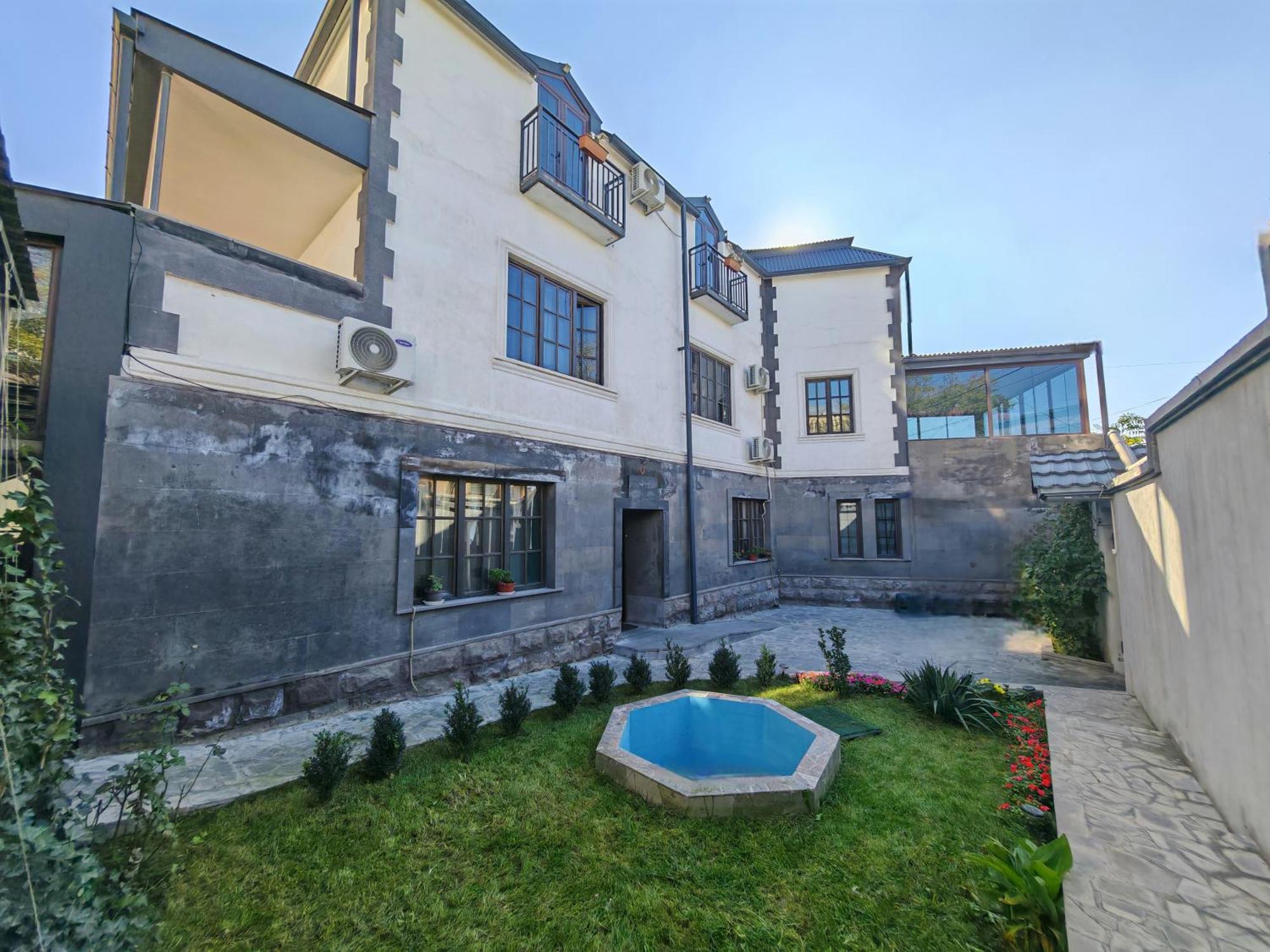 Blur Inn Gallery Ереван Экстерьер фото