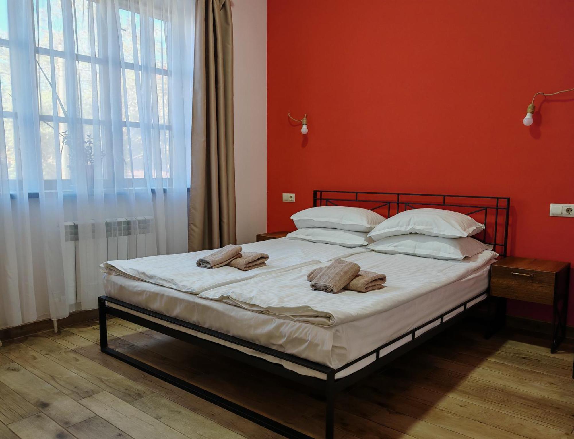 Blur Inn Gallery Ереван Экстерьер фото