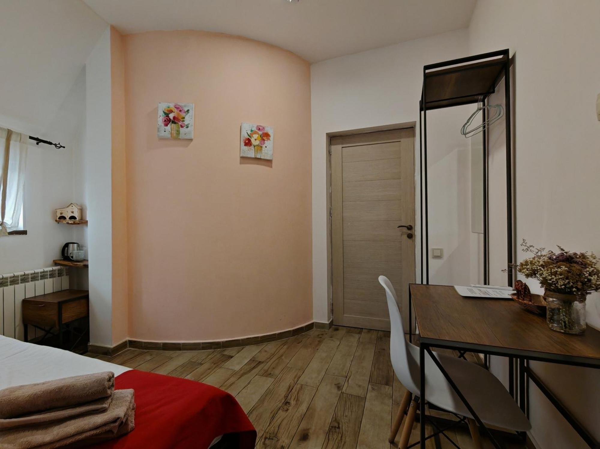 Blur Inn Gallery Ереван Экстерьер фото
